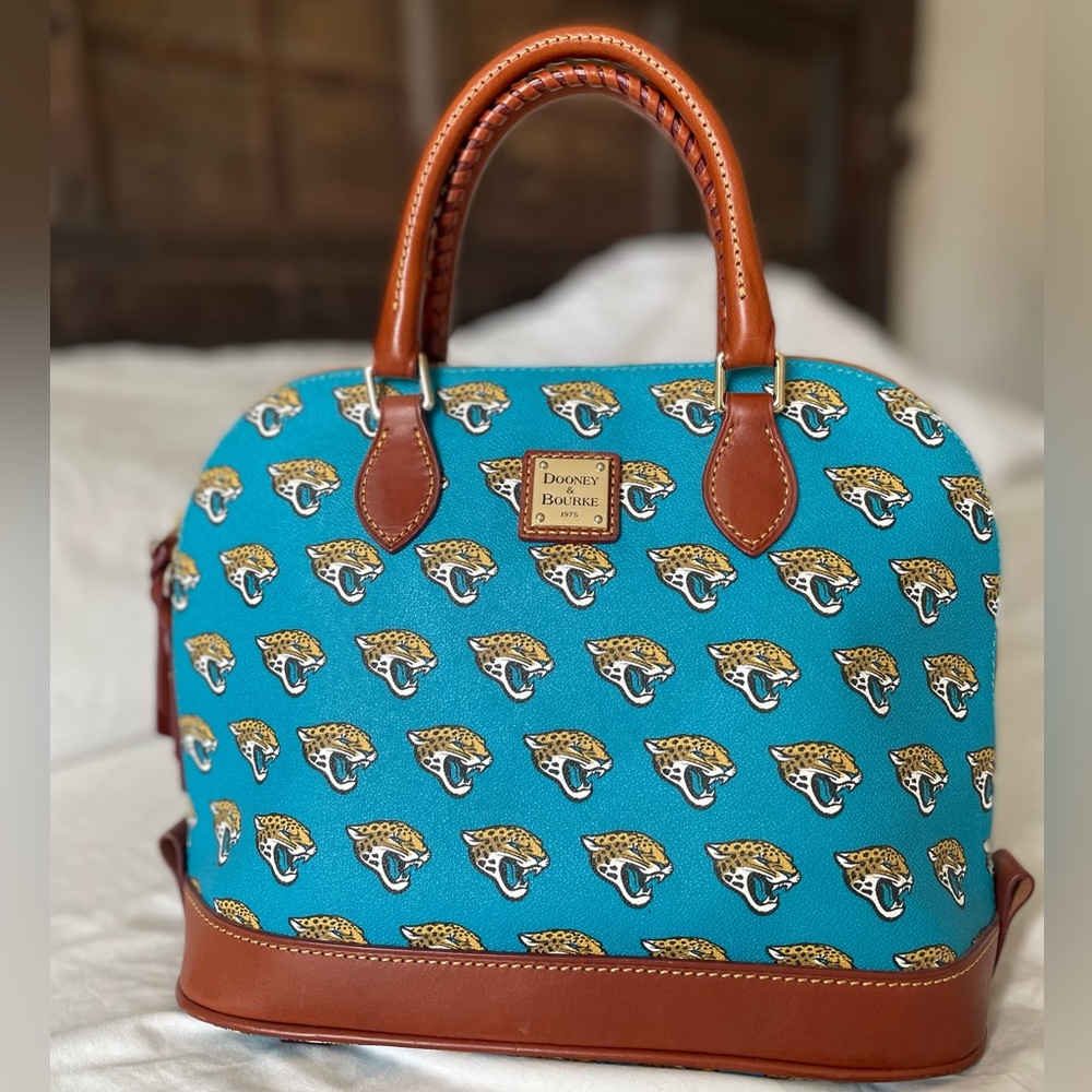 Dooney & Bourke Jacksonville Jaguar Satchel never used in good condition